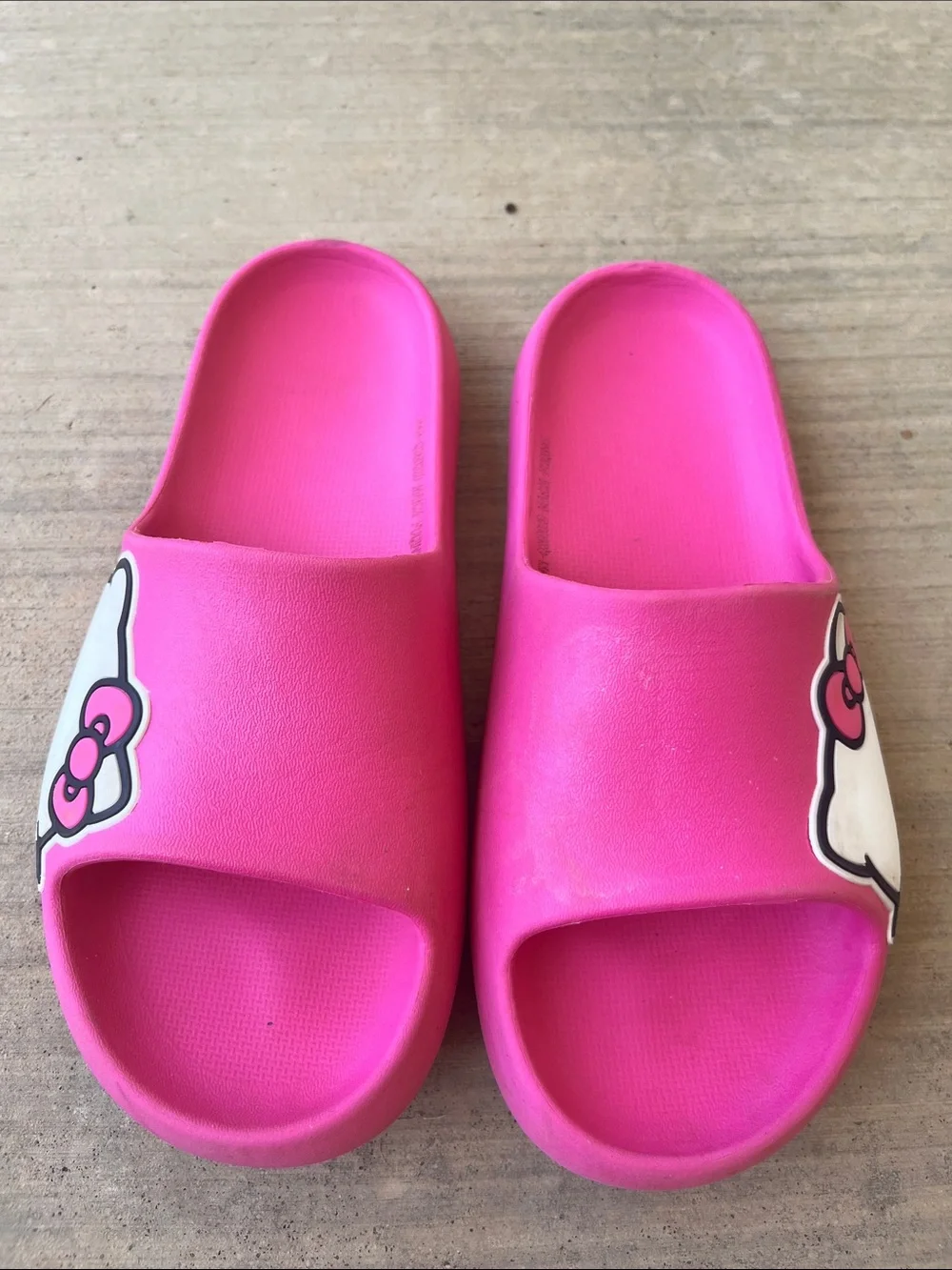 Hello Kitty Girl’s Hot Pink Slide Sandals